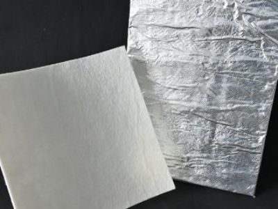 ما هي المزايا الناتجة عن دمج الإيروجل مع ألياف الزجاج أو ألياف السيراميك؟