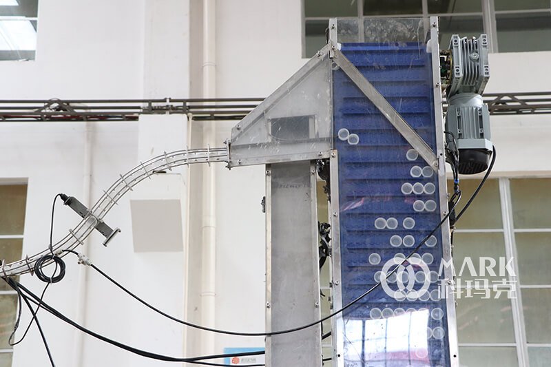 cap conveyor.jpg