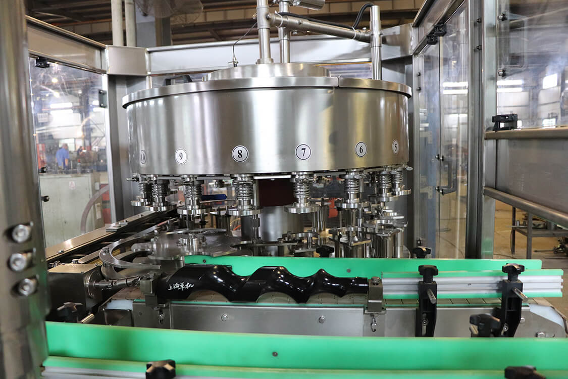 energy can filling machine.jpg