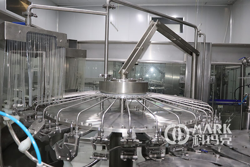 10,000bph soft drink filling machine.jpg