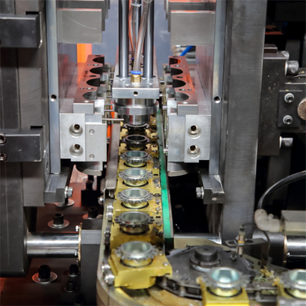 Engenharia de precisão encontra controles fáceis de usar em nossa máquina de sopro de jarros de 20 litros