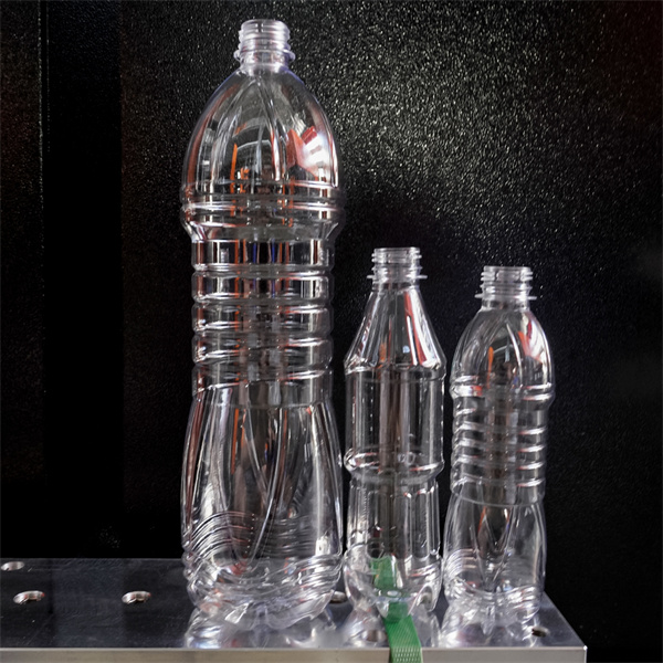 The advantages of using an automatic stretch blow molding machine for your production