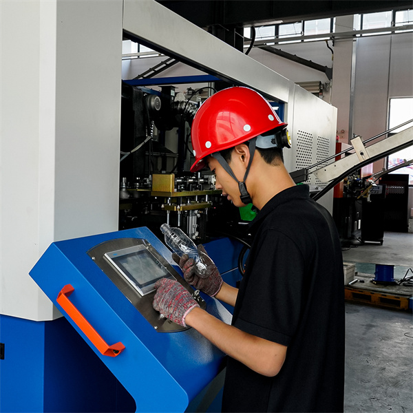 Menentukan Harga Mesin Produksi Botol Pet Terbaik untuk Bisnis Anda