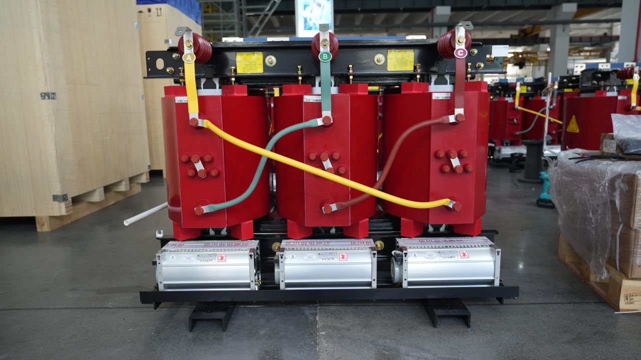 How to Choose the Right Three Phase Isolation Transformer for Optimal Performance