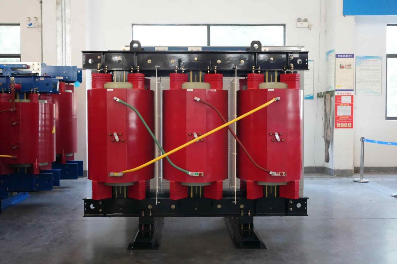 What Common Issues to Watch Out for with Low Voltage Distribution Transformers?
