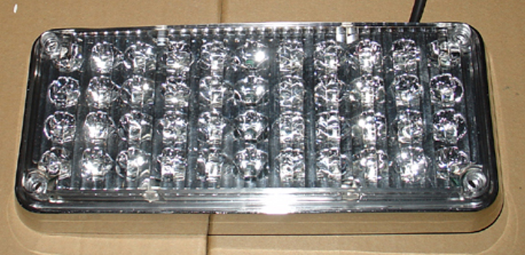 LIYI LED Strobe Flashing Grill Emergency Car Light Led Duck Red Blue White Amber Green Small Light manufacture