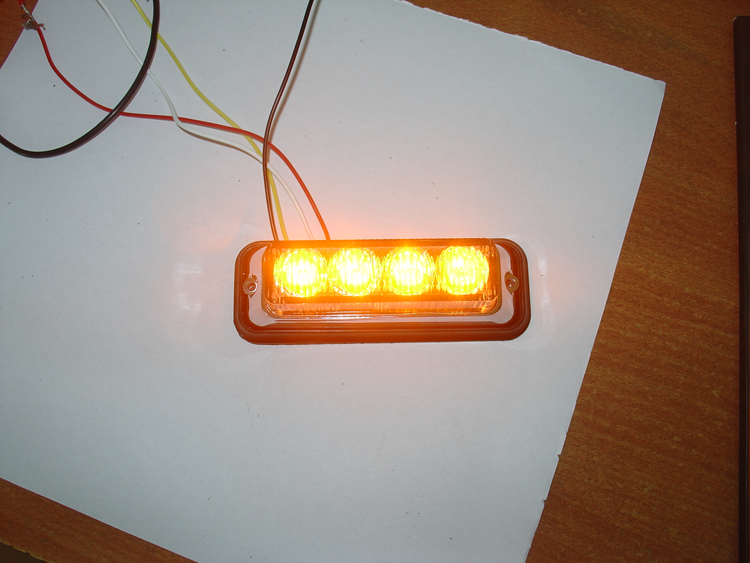 LIYI Wholesale Portable Bolt Mounted Car Interior 12V LED Dash Strobe Lights factory