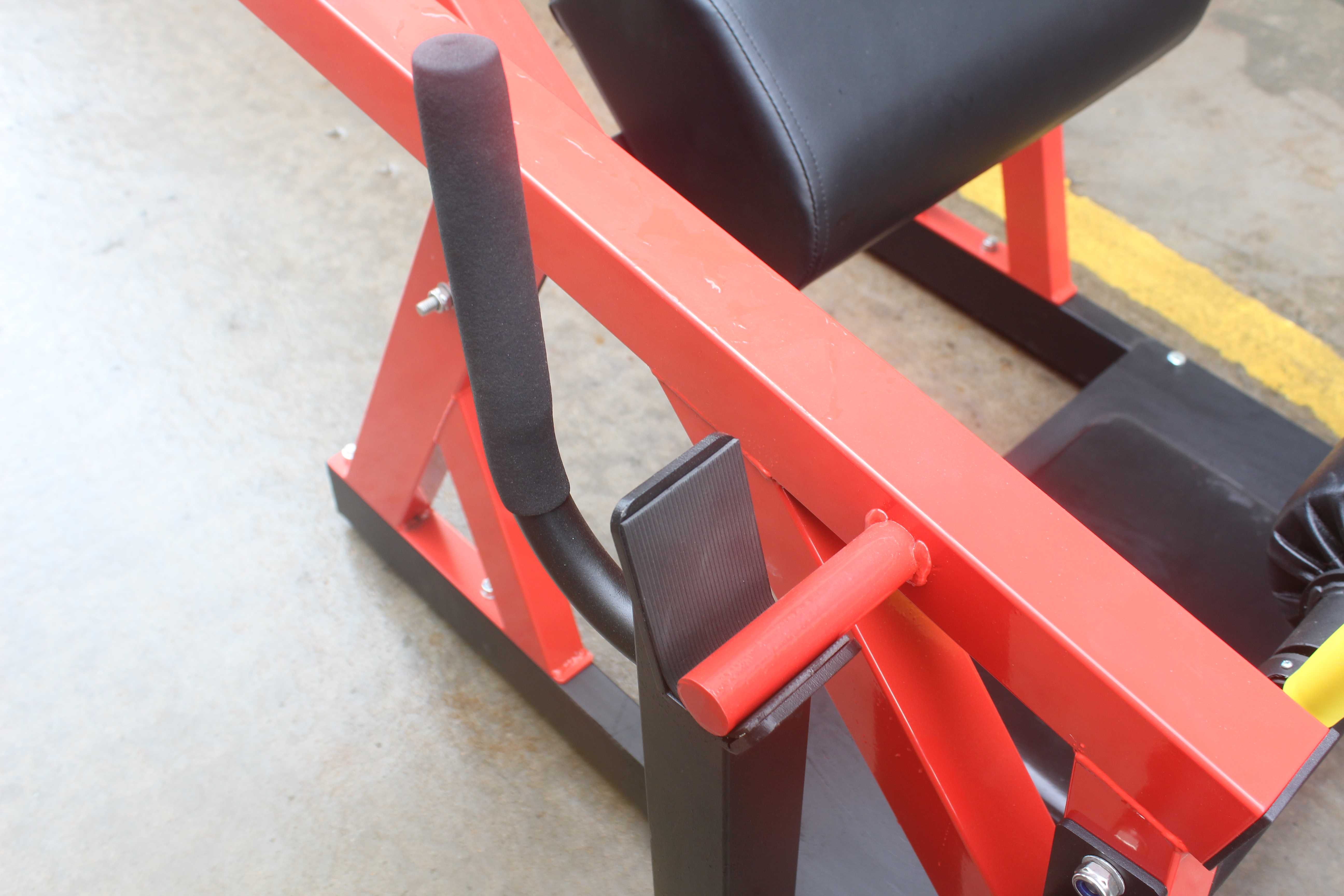 IUNNDS OEM High Quality Steel Leg Curl & Leg Extension Gym Machine Commercial Strength Training Equipment for Seated Fitness supplier