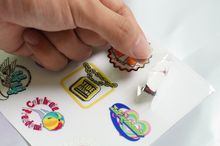Custom Printing Logo Label Luminous Golden Sticker Vinyl Adhesive Waterproof Stickers Custom Fluorescent Sticker supplier