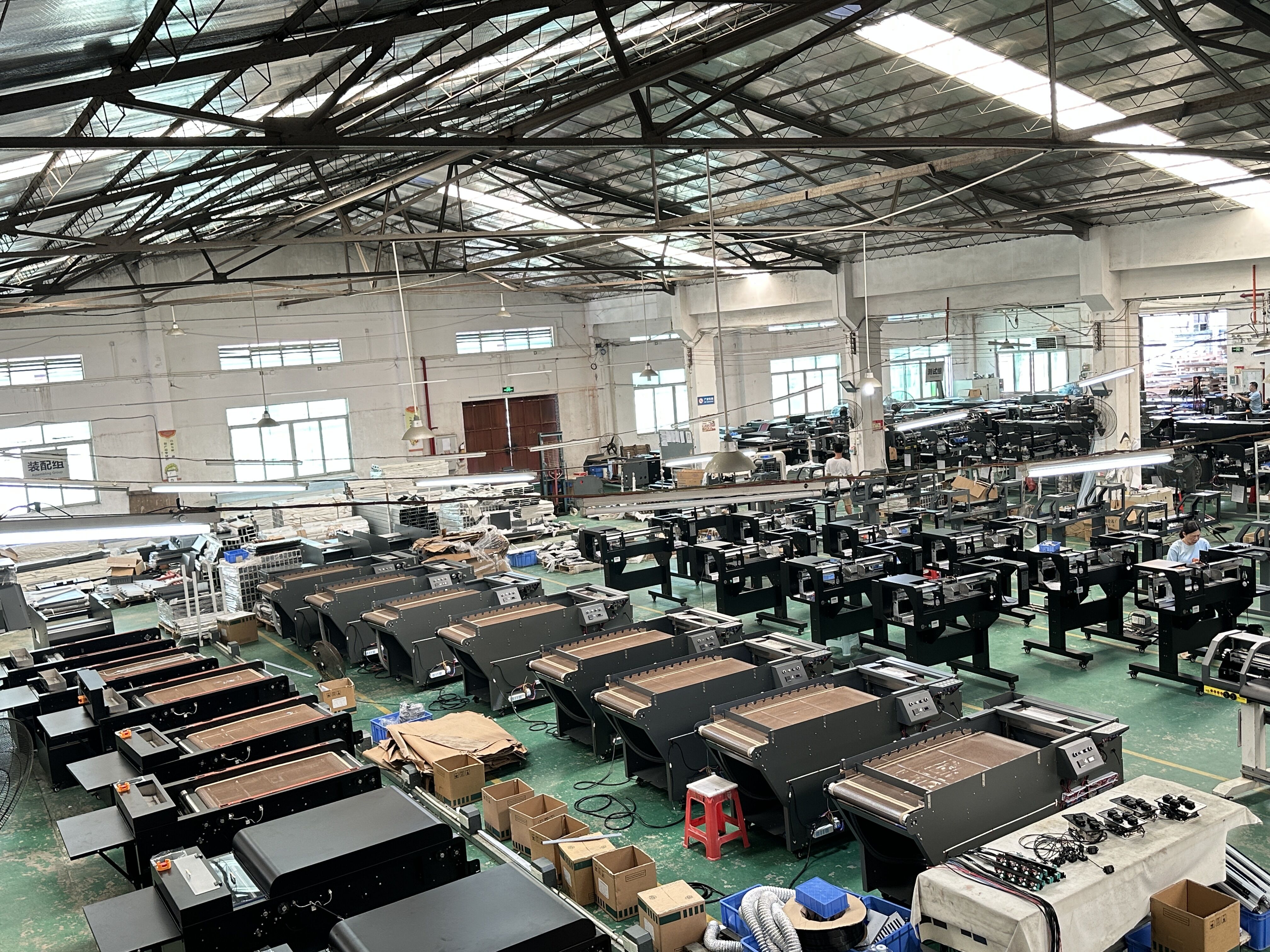 Titanjet New UV DTF With Double Laminating Machine Roll to Roll Golden Silver Cold Stamp Sign Sticker Glossy UV Inkjet Printer supplier