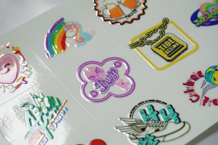Custom Printing Logo Label Luminous Golden Sticker Vinyl Adhesive Waterproof Stickers Custom Fluorescent Sticker details