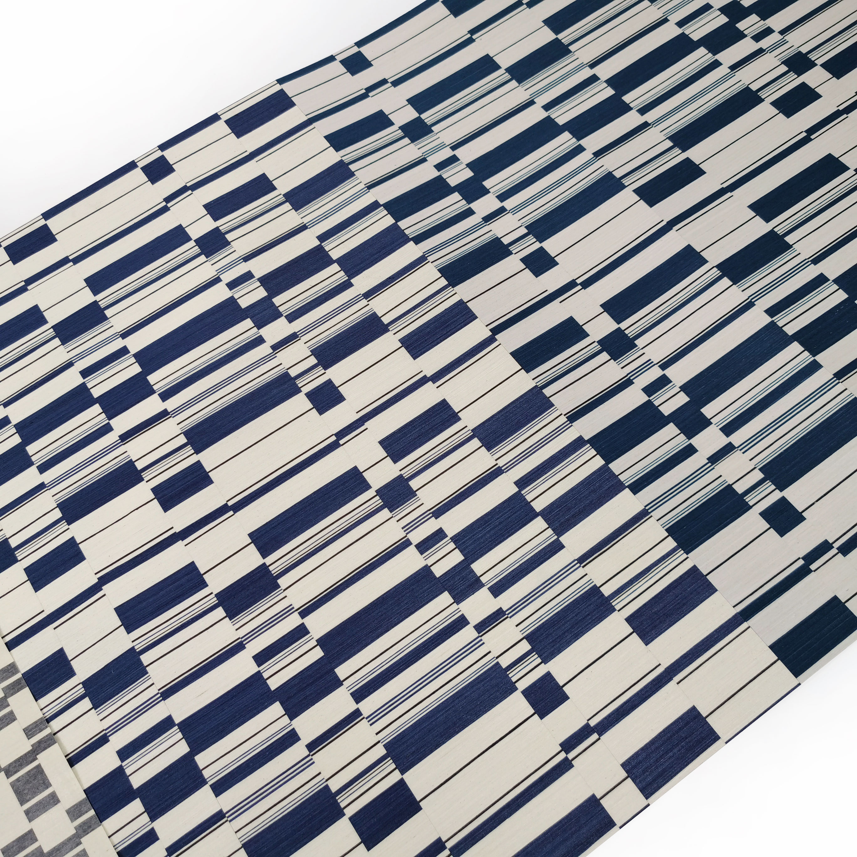 Vunir Customized High-Recon Engineered Decorative Wood Veneer for Home & Hotel Decoration details