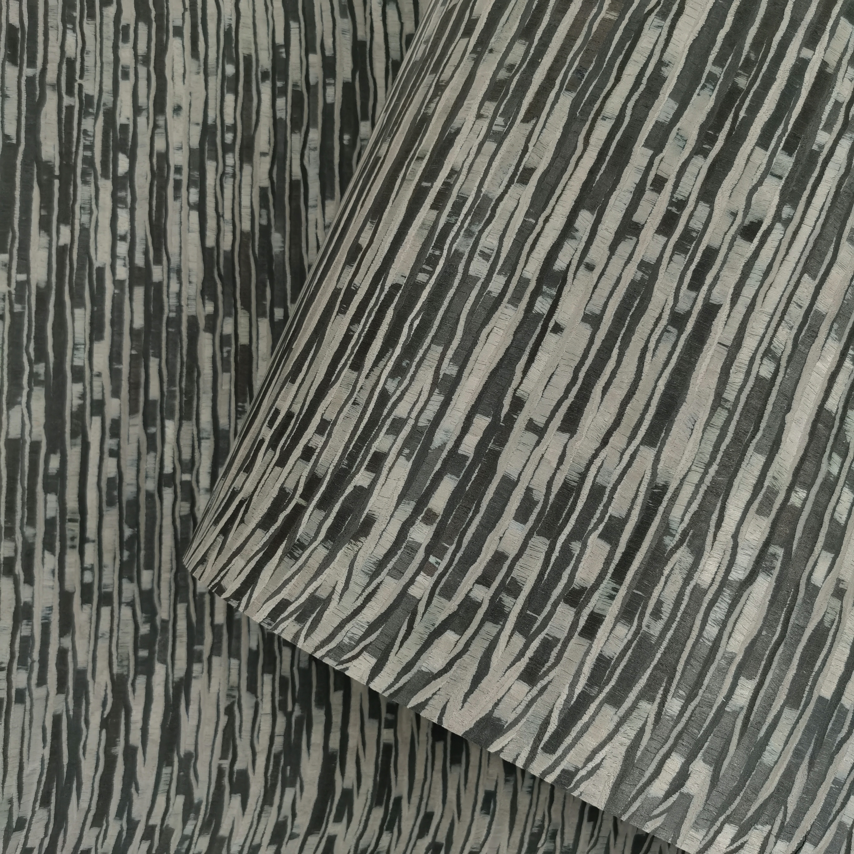VUNIR High Quality Dark Crown Engineered Wood Veneer Wonderful Color Lines Painting for Hotel Wall Decorative details