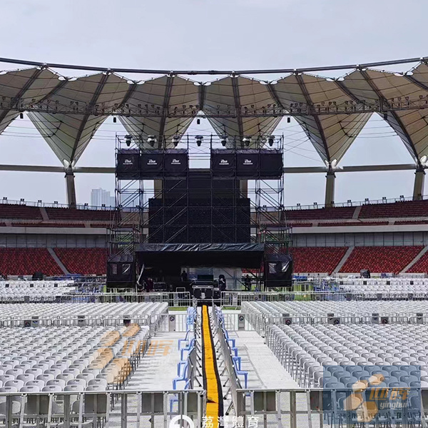 What Makes Turf Protection Flooring a Must-Have for Outdoor Events?