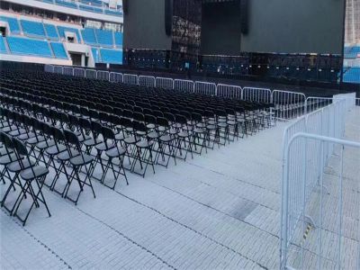 스위스 콘서트 행사에서 신뢰하는 잔디 보호 바닥
