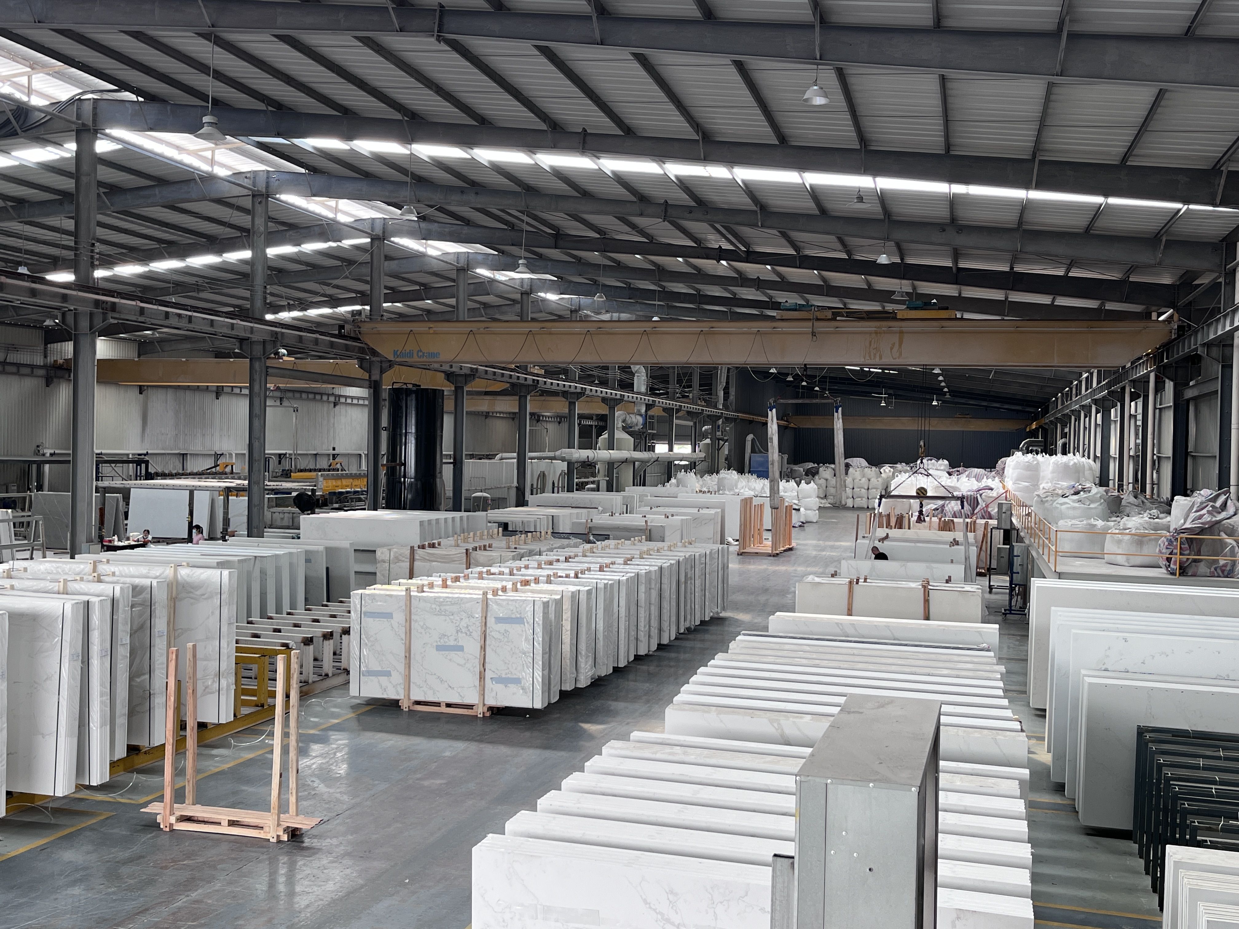YDSTONE Modern Design Durable Artificial Stone Quartz Slab for Kitchen Countertops supplier