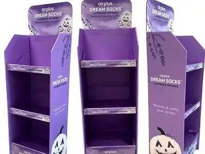 How Landscape's Customer Service Supports Display Rack Use