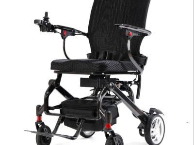 Portable Electric Wheelchairs vs. Standard Electric Wheelchairs: What's the Difference Between the Two and Their Advantages and Us