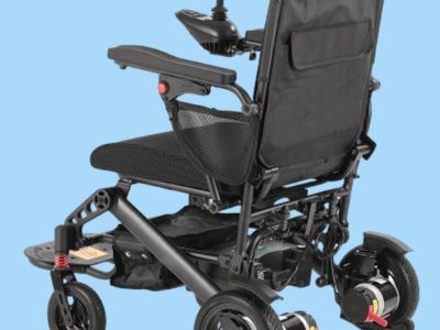 Electric Wheelchairs Buying Guide for Seniors: Safety Features and Comfort Tips