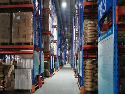 Long Span Shelving System for Industrial Storage Needs