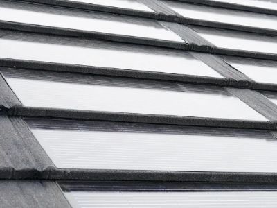 Solar shingles gain market as homeowners seek alternative energy solutions