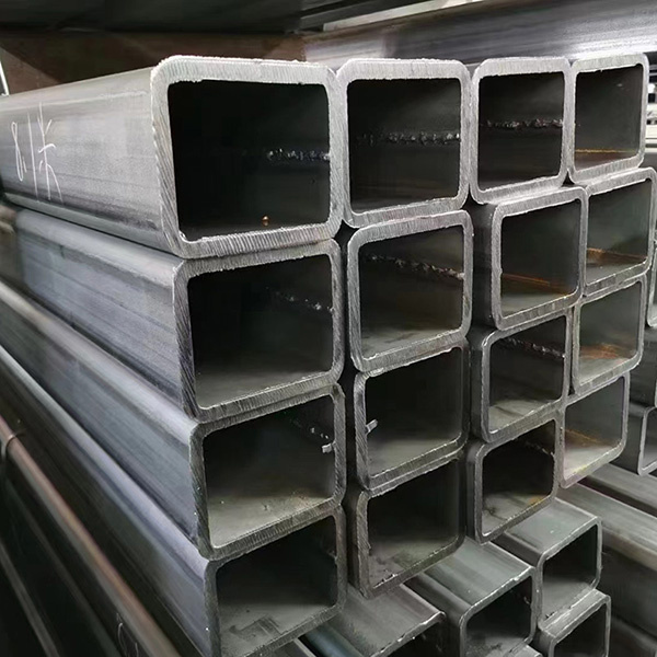 Comprensione delle proprietà e delle applicazioni dei tubi quadrati in acciaio al carbonio
