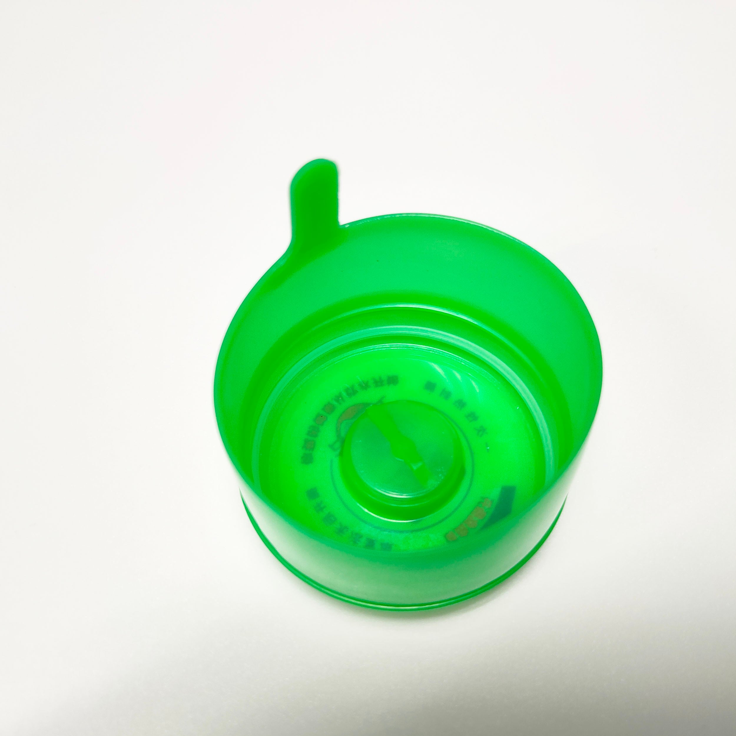 Water Jug Cap Bottle Water Dispenser Caps Silicone 3 and 5 Gallon Reusable Replacement Non Spill Bottle 55mm PE Plastic Popular details