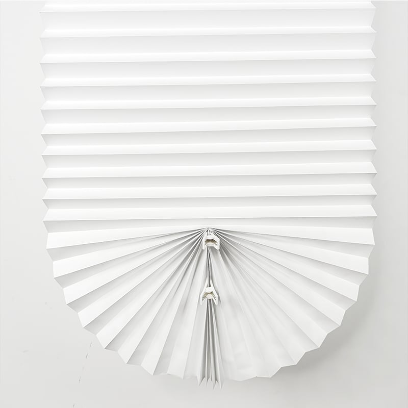 Original Modern White Pleated Paper Shade No Tools Required Light Filtering Built-in Installation Plain Technique factory