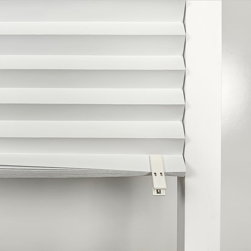 Original Modern White Pleated Paper Shade No Tools Required Light Filtering Built-in Installation Plain Technique details