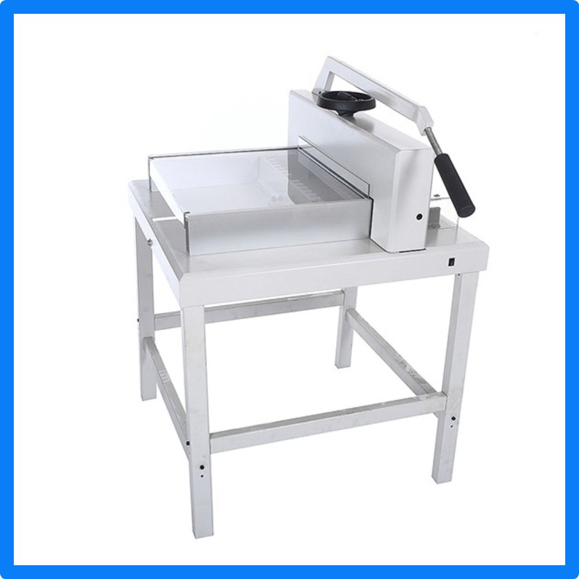 Paper Trimmer 12 talimatları aynı zamanda kullanılmak için uygun hale getiriyor.