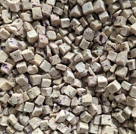 Wholesale Rainbow Freeze-Dried Chicken Cat & Dog Pet Snacks 500g Bag From Qingdao Increase Nutrition supplier