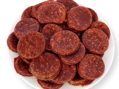 What Buyers Look for in Organic Dog Treats for Retail Chains