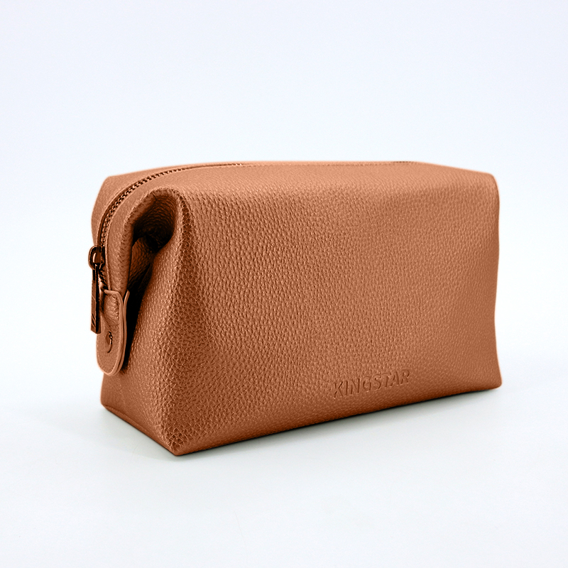 Customized Luxury PU Leather Toiletry Bag High Quality Multifunctional Makeup Bags for Men factory
