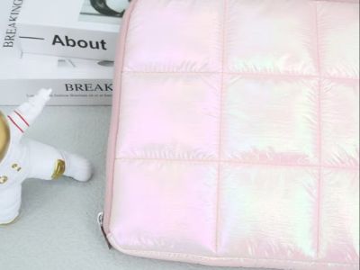 How Custom Laptop Cover Bags Can Protect Your Clients' Devices