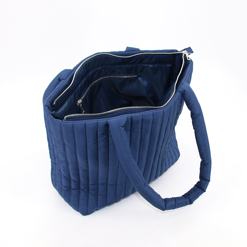 Large Capacity Tote Bag with Pockets and Zipper Nylon Quilted Puffy Tote Bag Customized Padded Style Shopping Shoulder Bags factory