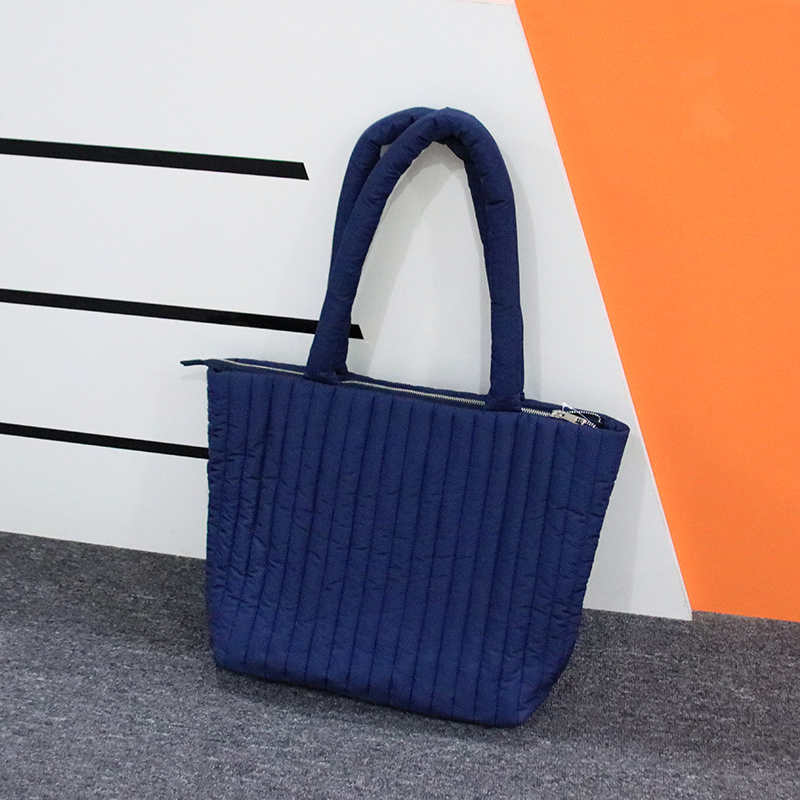 Large Capacity Tote Bag with Pockets and Zipper Nylon Quilted Puffy Tote Bag Customized Padded Style Shopping Shoulder Bags supplier