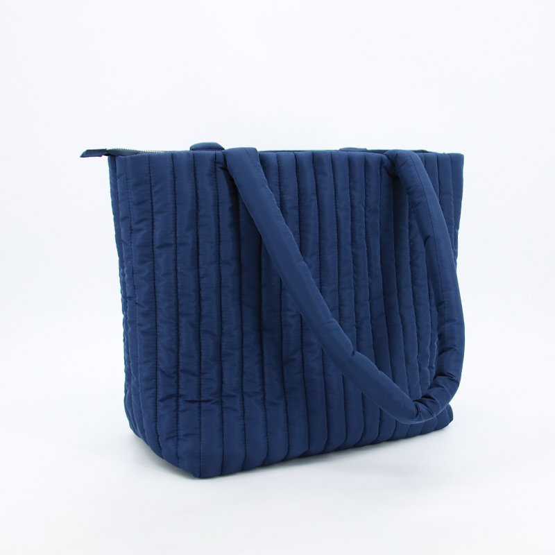 Large Capacity Tote Bag with Pockets and Zipper Nylon Quilted Puffy Tote Bag Customized Padded Style Shopping Shoulder Bags manufacture