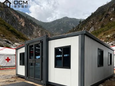 Гостевые домики, построенные из расширяемых модулей, обеспечивают приватность и премиальную отделку