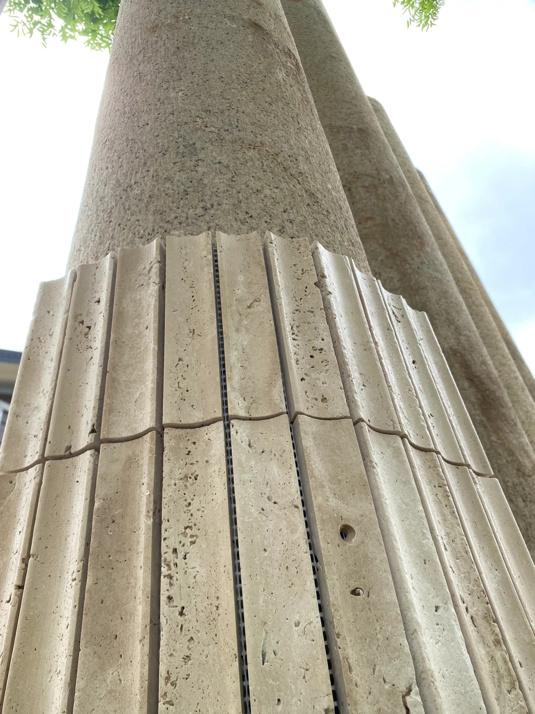 Factory Wholesale High-quality Natural Travertine Stone Mosaic Tile Concave-convex Marble Mosaic Lines for Indoor Walls Design details