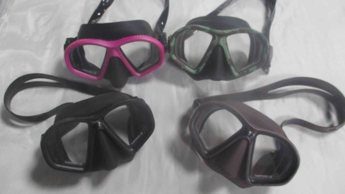 New all-inclusive silicone diving goggles solid color single-sided diving mask free diving mask manufacture