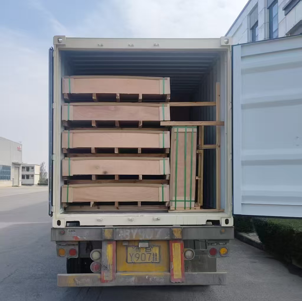 Modern Aluminum Veneer Curtain Wall Exterior Door Head and Plate with Anti-Scratch Finish 1.5-3.0mm Thick details
