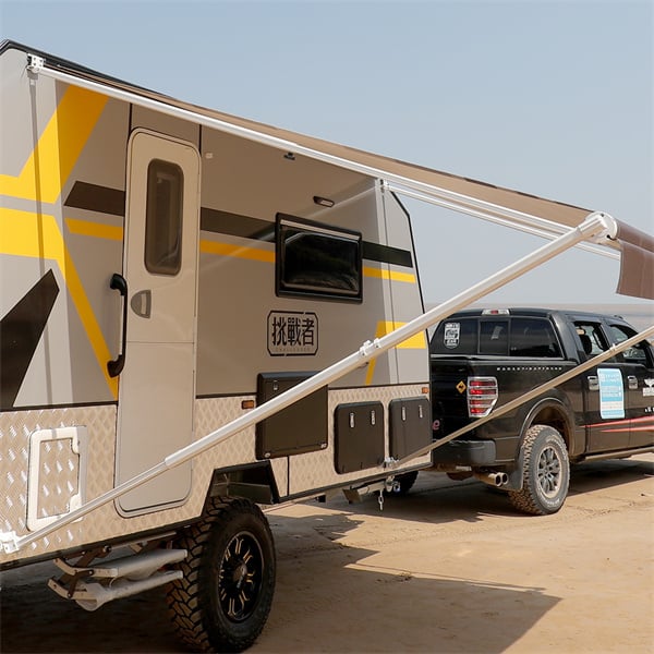 Choosing the Ideal Travel Trailer Awning for Your Needs and Budget