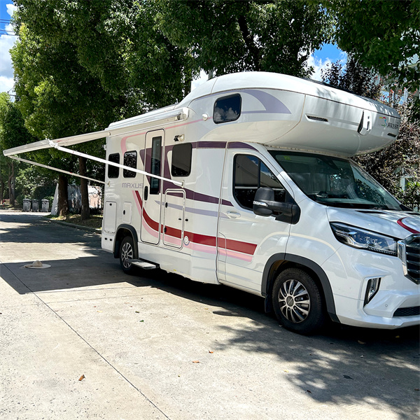 How a food truck awning can improve customer experience