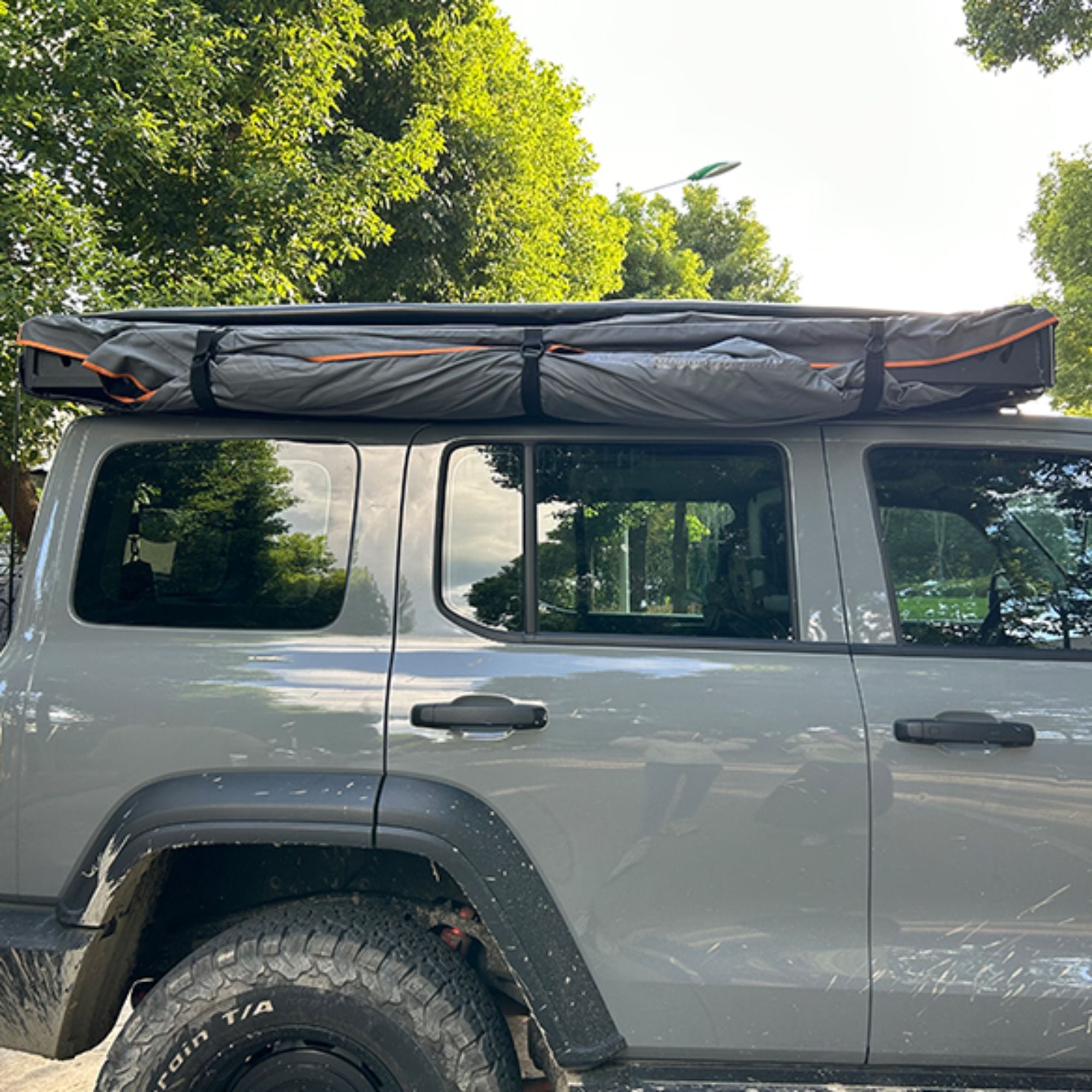 180° Car Side Awning