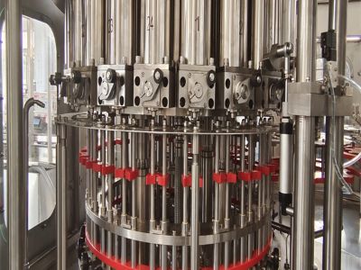 Top Trends in Automatic Bottle Filling Machines for 2024