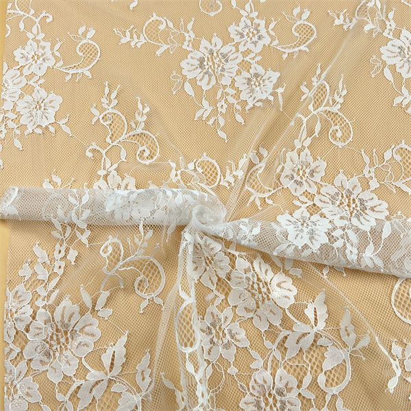 How to Master the Use of Border Lace