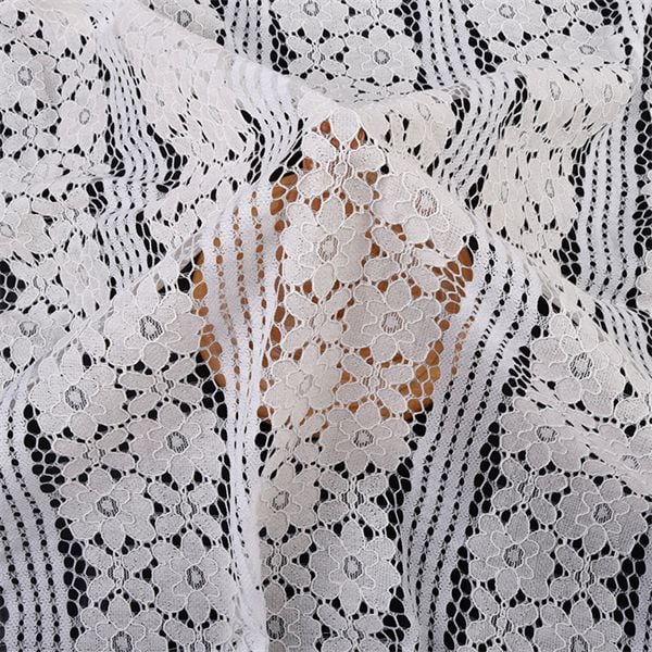 Use White Stretch Lace Trim for Any Occasion
