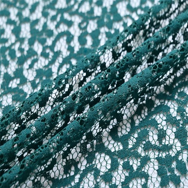 Romantic Home Decor: Raschel Lace in Interiors
