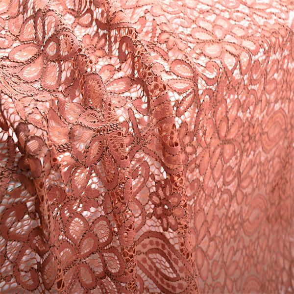 How to Use Lace Clothing: