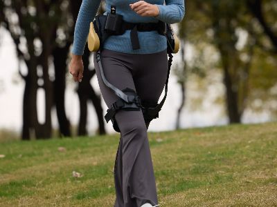 Why walking aids for old people Need to Be Lightweight